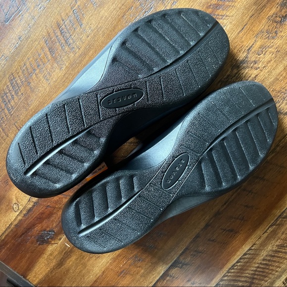 Aravon Danielle AR Multi Colored Slip On Shoes 11 - Picture 5 of 7